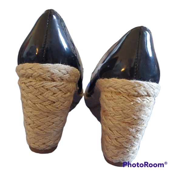 CINDERELLA OF BOSTON Women’s Black Wedges Petite Shoes - Size 4 W - Picture 5 of 5